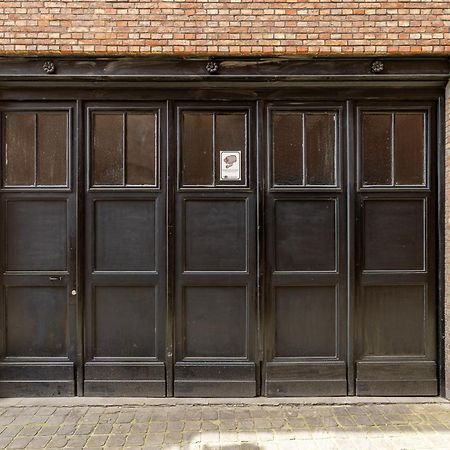 The Bruges Belfry View Apartment Bagian luar foto
