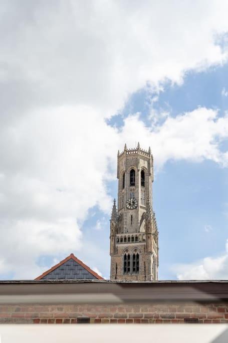 The Bruges Belfry View Apartment Bagian luar foto