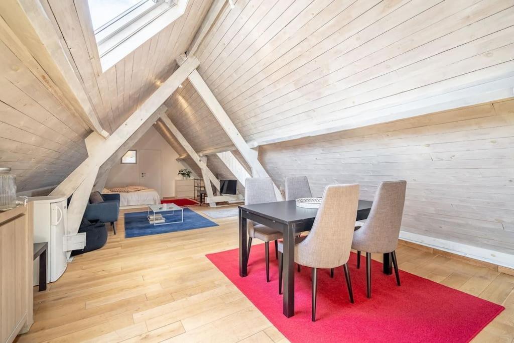 The Bruges Belfry View Apartment Bagian luar foto
