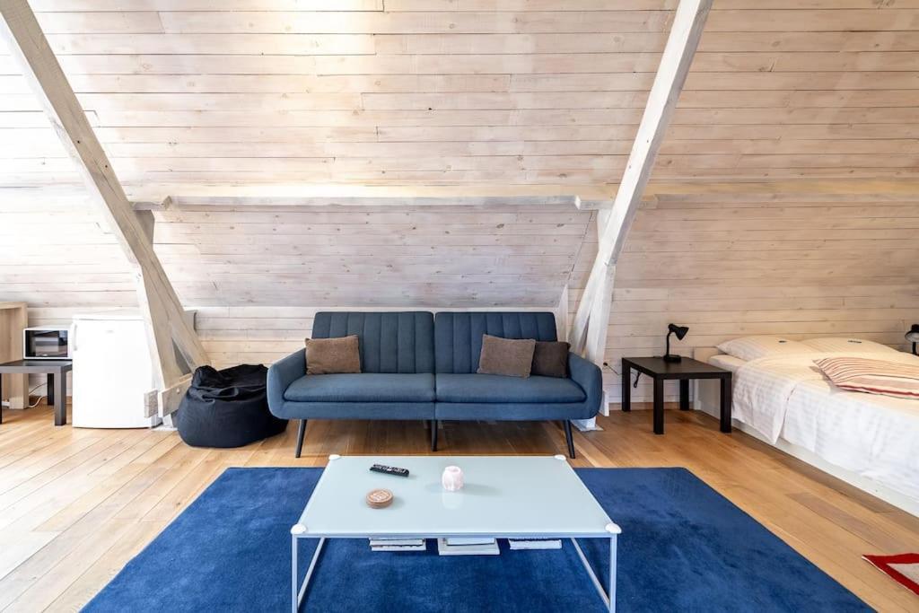 The Bruges Belfry View Apartment Bagian luar foto