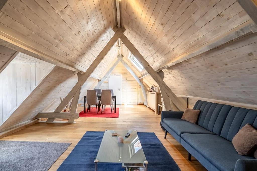 The Bruges Belfry View Apartment Bagian luar foto